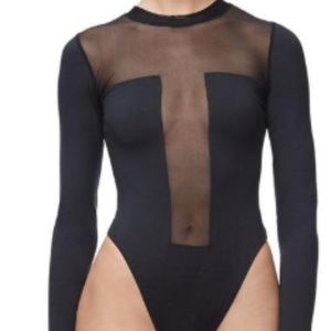 GOOD AMERICAN BODYSUIT